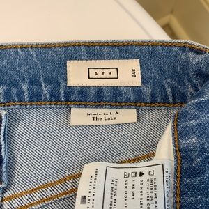 AYR distressed jeans. Size 24S. NEW.
